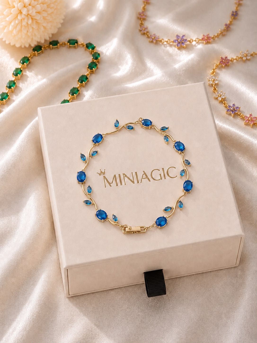 Blue Tulip Bracelet - Gold Plated